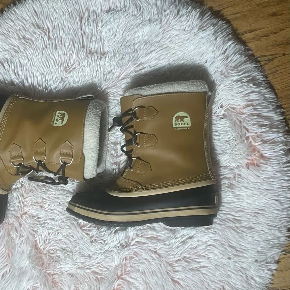 SOREL WINTER BOOTS - Picture 2 of 7